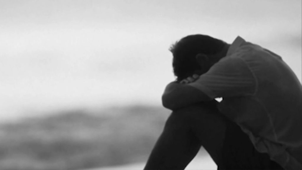 joven-salud-mental-suicidio