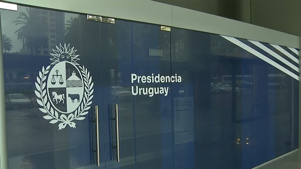 presidencia-nuevo-logo-puerta