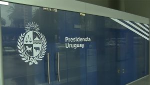 presidencia-nuevo-logo-puerta