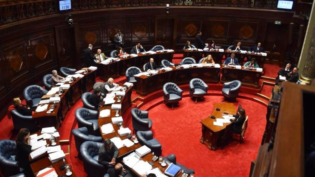 senado-vota-rendicion-de-cuentas-2023-focouy