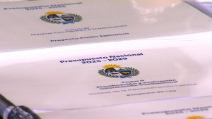 carpetas-presupuesto-nacional-parlamento-texto-proyecto