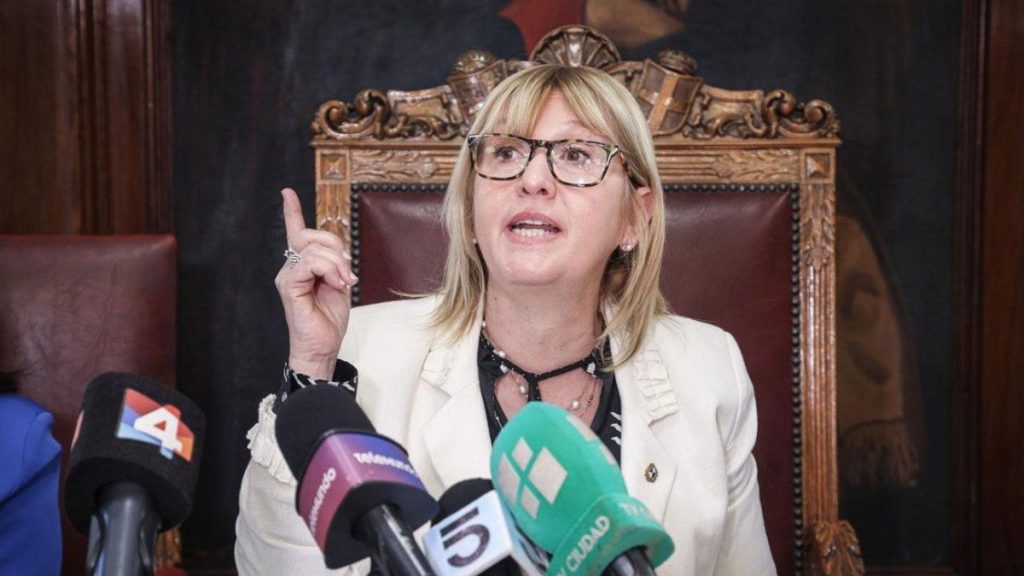 lustemberg-conferencia-sarampion-focouy