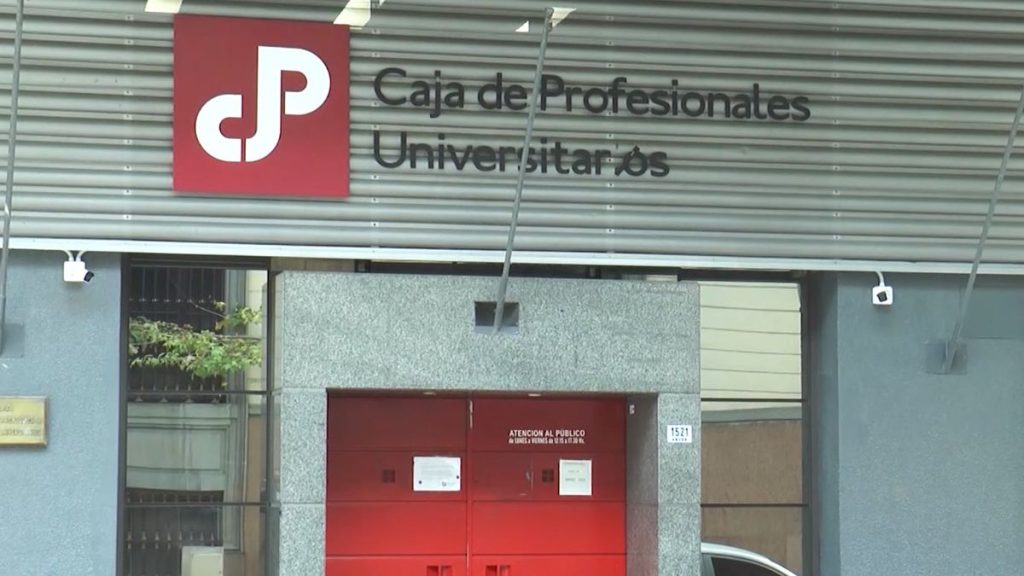 caja-de-profesionales-fachada-nueva