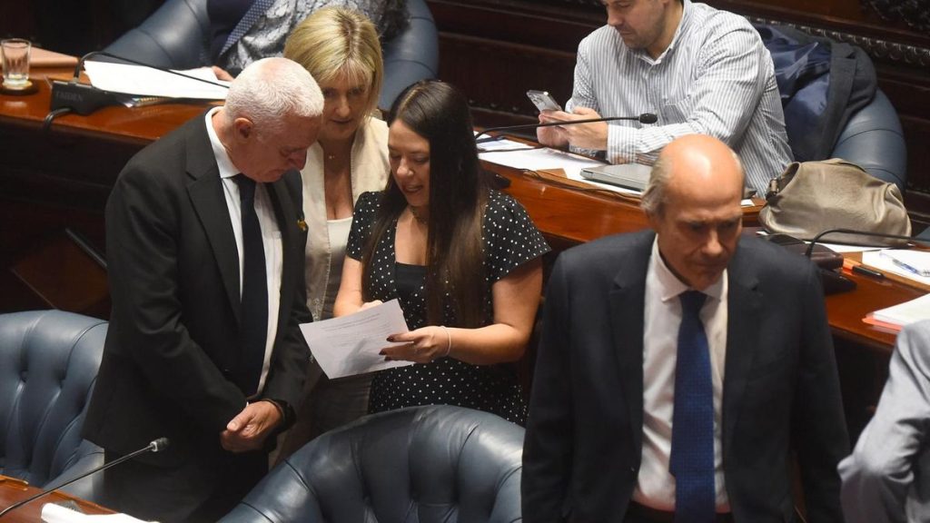 carlos-negro-convocado-por-comision-permanente