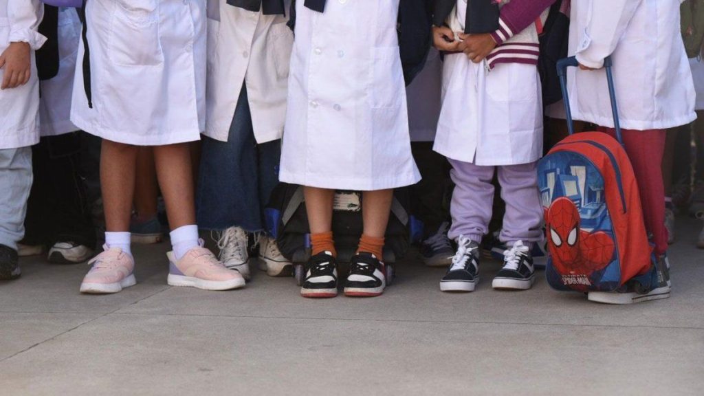 escuela-ninos-clases-marzo-2024-focouy