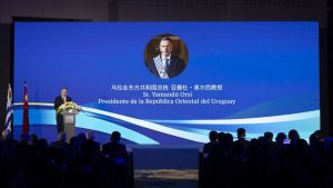 fotopresidencia-orsi-ante-empresarios-en-china