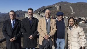 orsi-en-la-gran-muralla-china-foto-presidencia