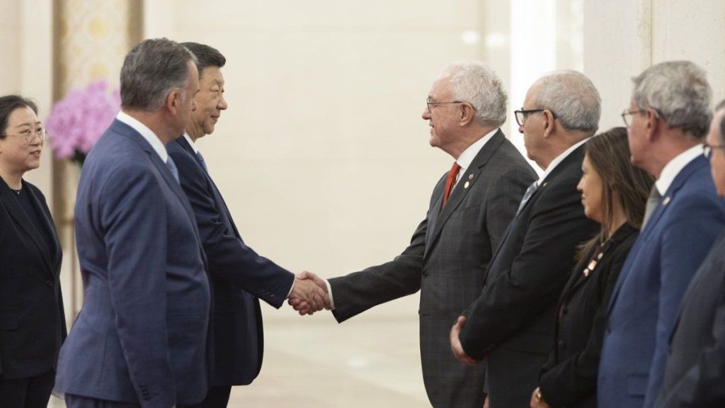 orsi-xi-jinping-y-lubetkin-foto-presidencia-uruguay-china