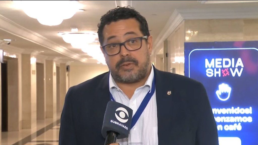 alejandro-sanchez-tunel